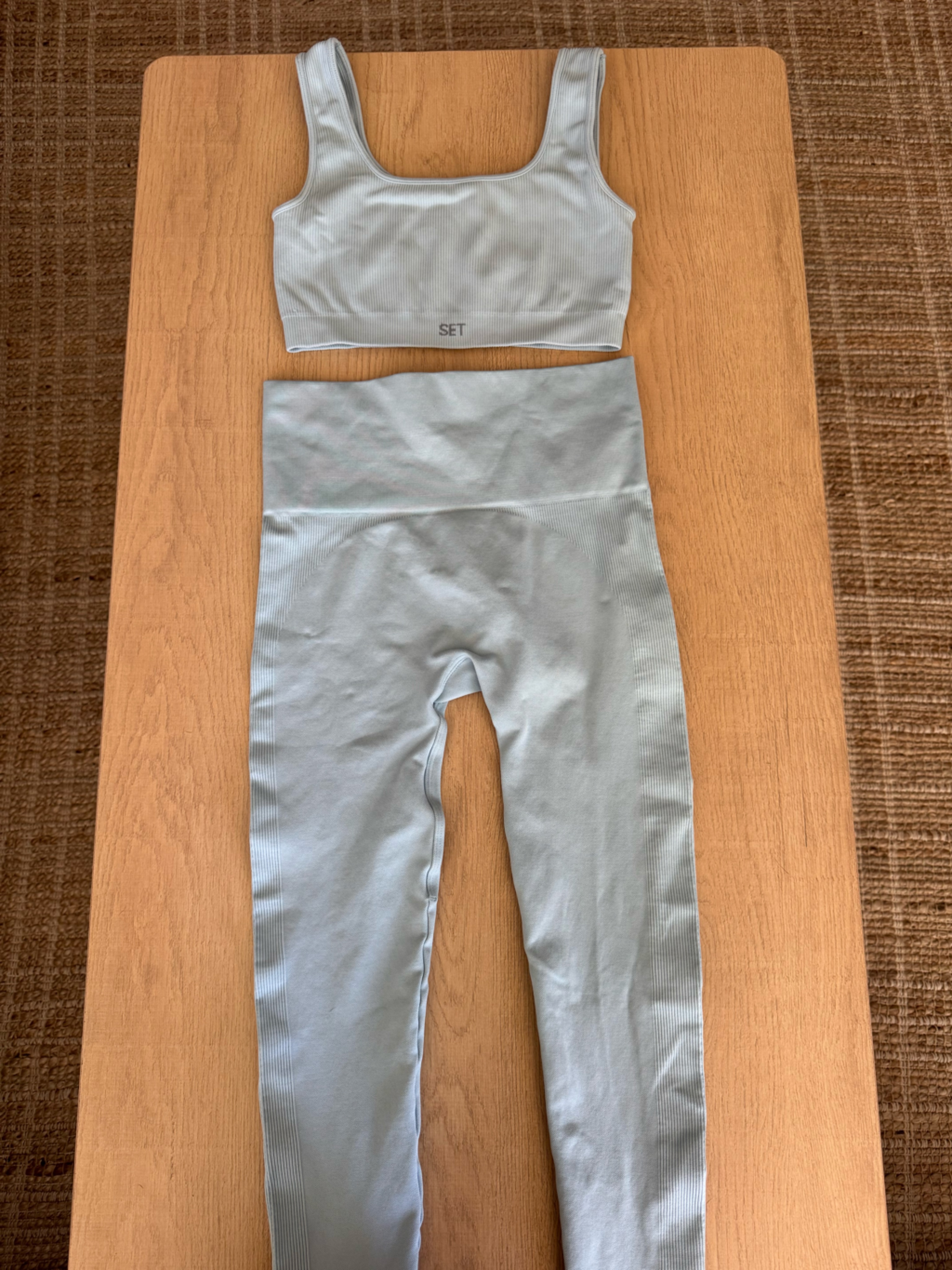 Set Active Women’s Seamless Light Blue Matching Set
